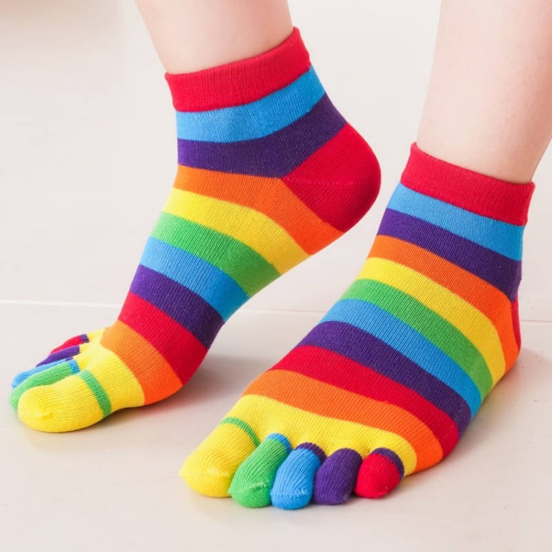 Women's Socks Rainbow Striped  - Toe Sock Split 评论和价格